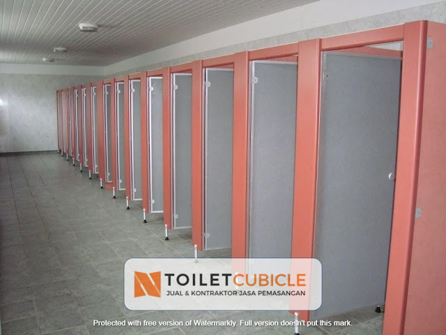 harga partisi toilet cubicle Banjar
