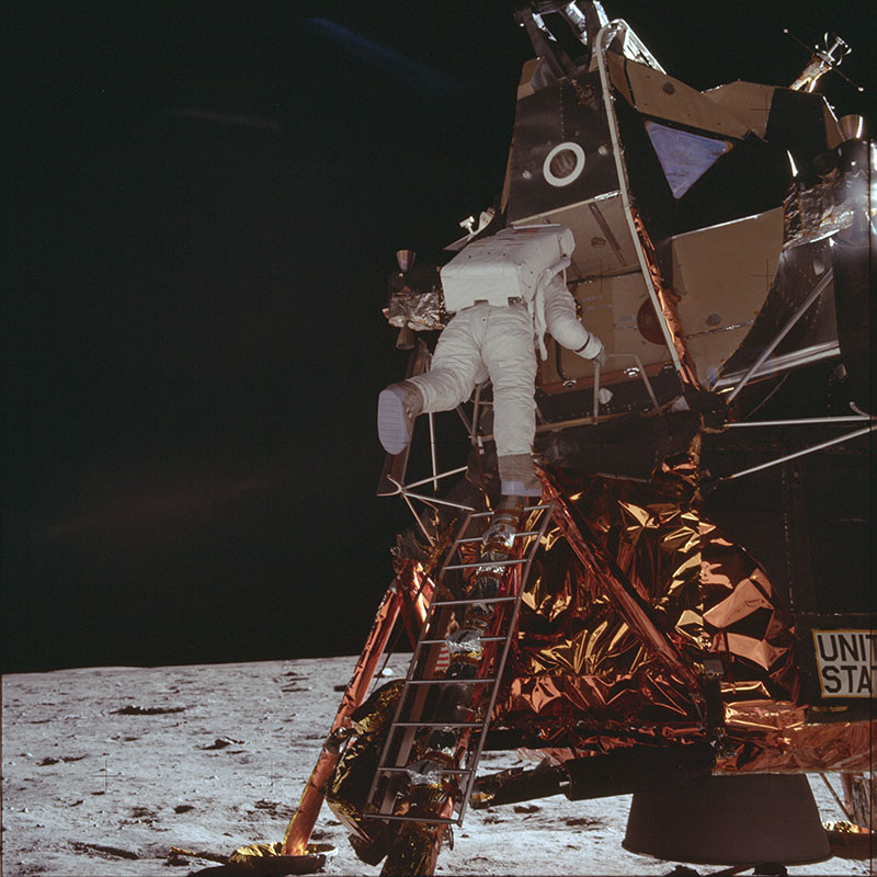 Apollo-11. Американські астронавти на Місяці