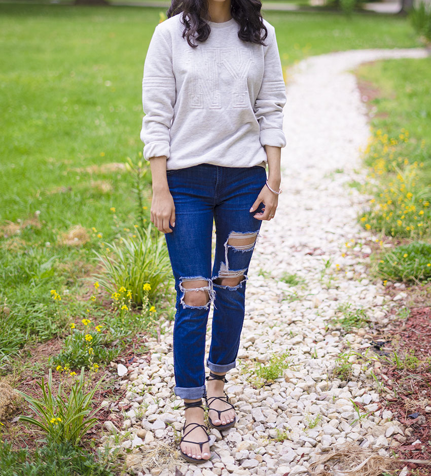 h&m sweatshirt ripped zara jeans madewell lace up sandals