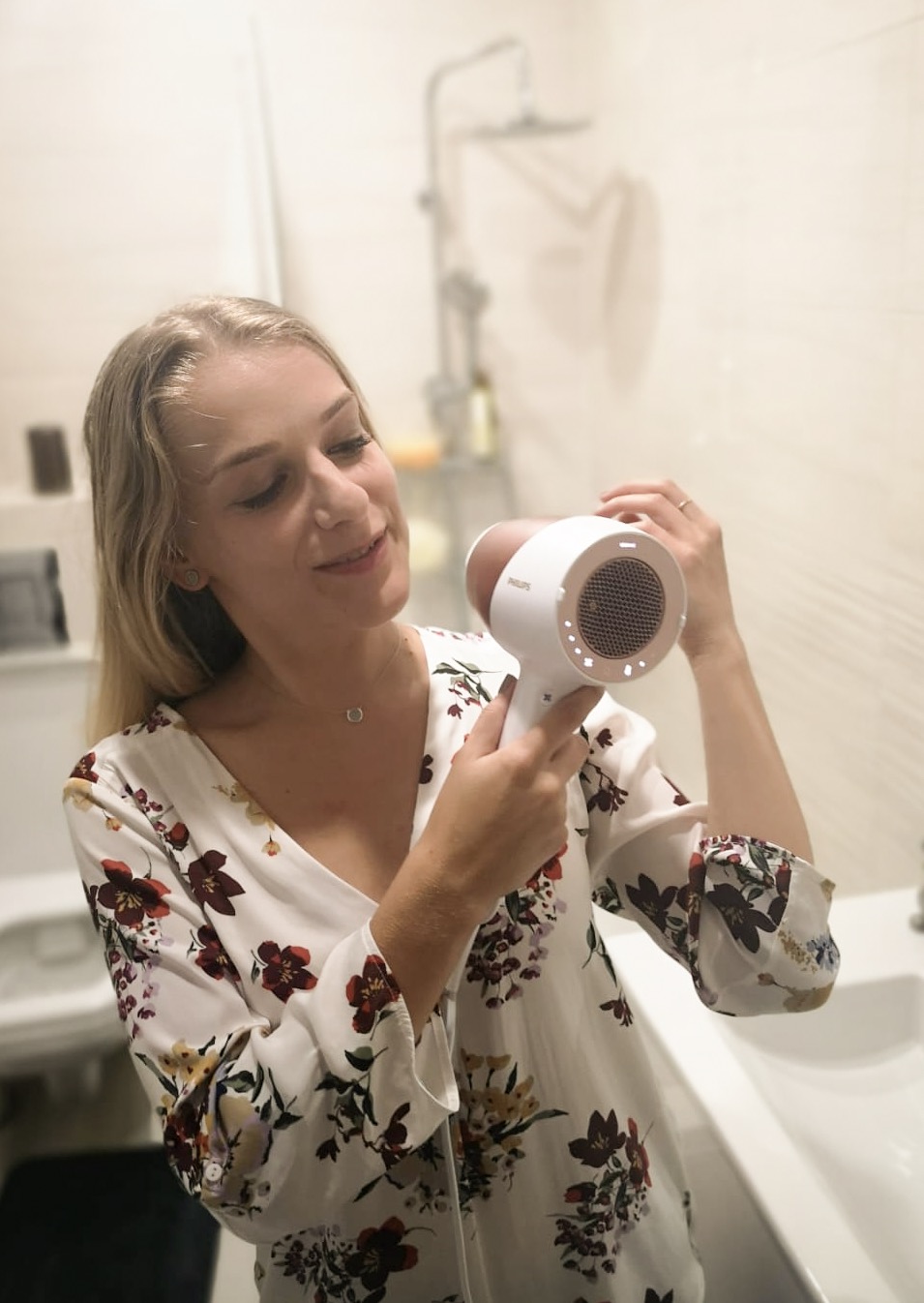 Agatea by Agata Bednarek: Suszarka Philips SenseIQ Agatea by Agata Bednarek: Suszarka Philips SenseIQ
