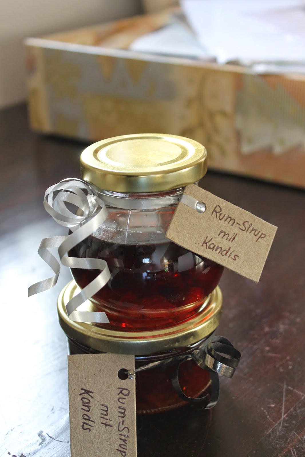 Frau Saltimbocca-Lüdenscheidt: {Geschenke aus der Küche} Rum-Sirup mit ...