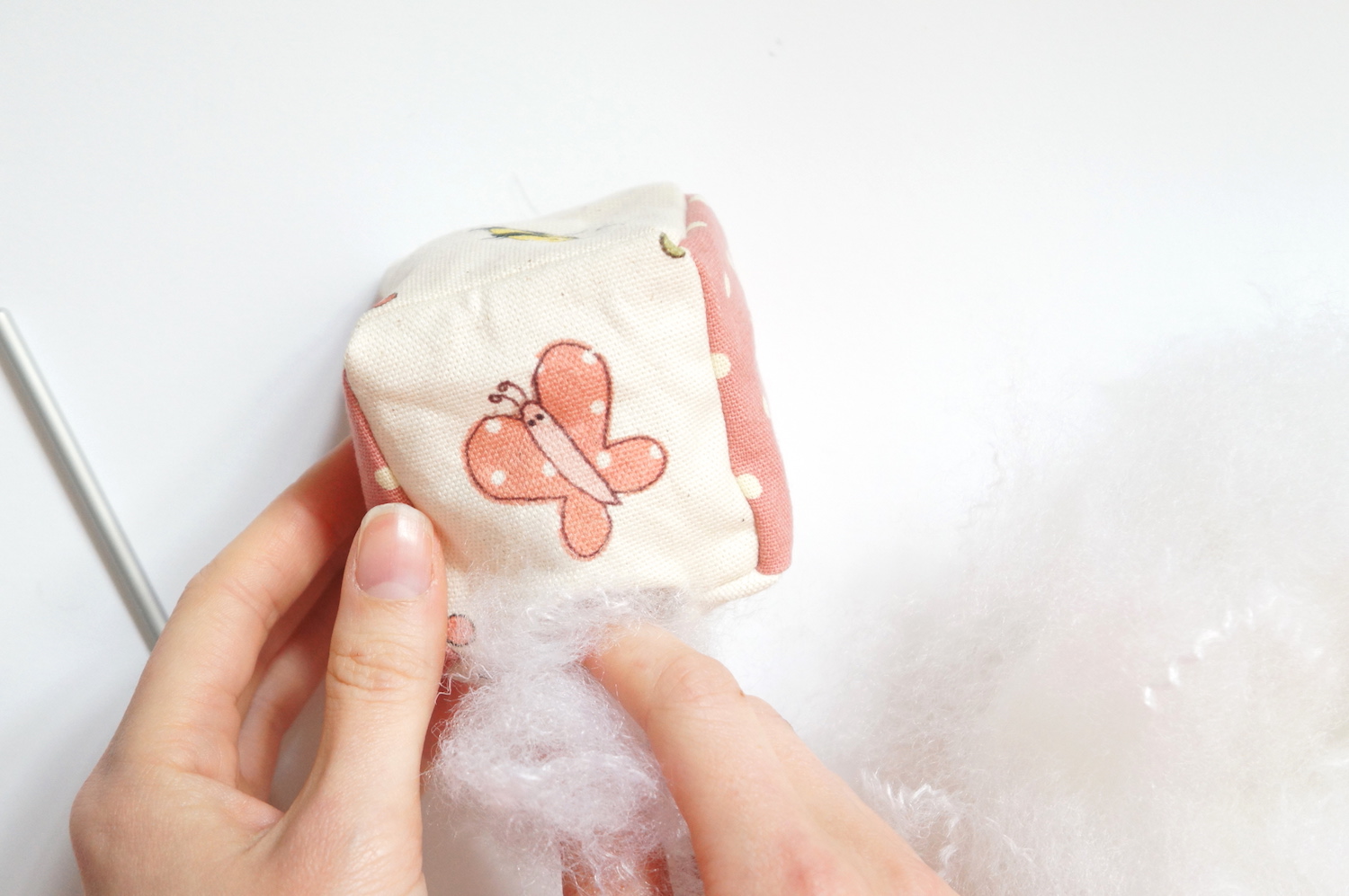 Mrs Crafty B How to Sew a Cube Pin Cushion by Jessalli