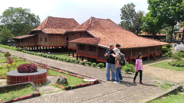 Rumah tradisional Palembang