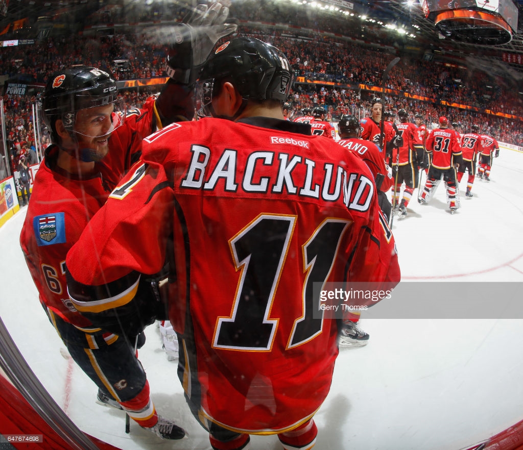 314 Gaudreau Jersey Photos & High Res Pictures - Getty Images
