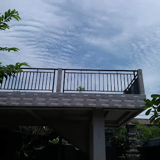 railling balkon minimalis 