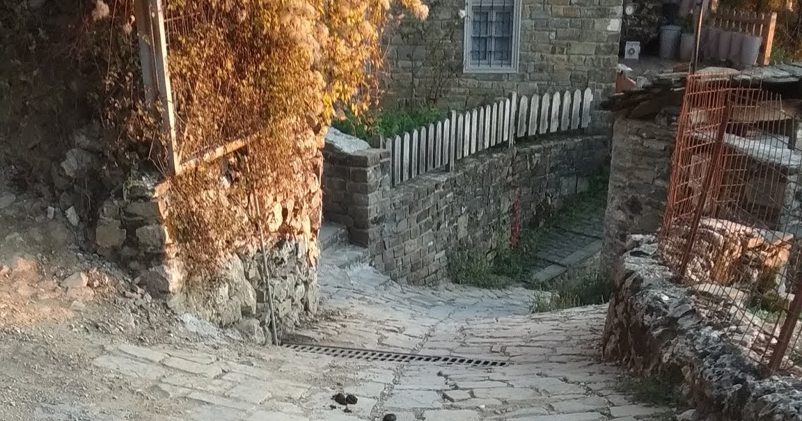 Γιάννενα: Εικόνες ...Ντροπής Στο Μικρό Πάπιγκο...