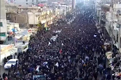 Video: Iringi Prosesi Pemakaman Jenderal Soleimani, Rakyat Irak Teriakan ‘Mampus Amerika’