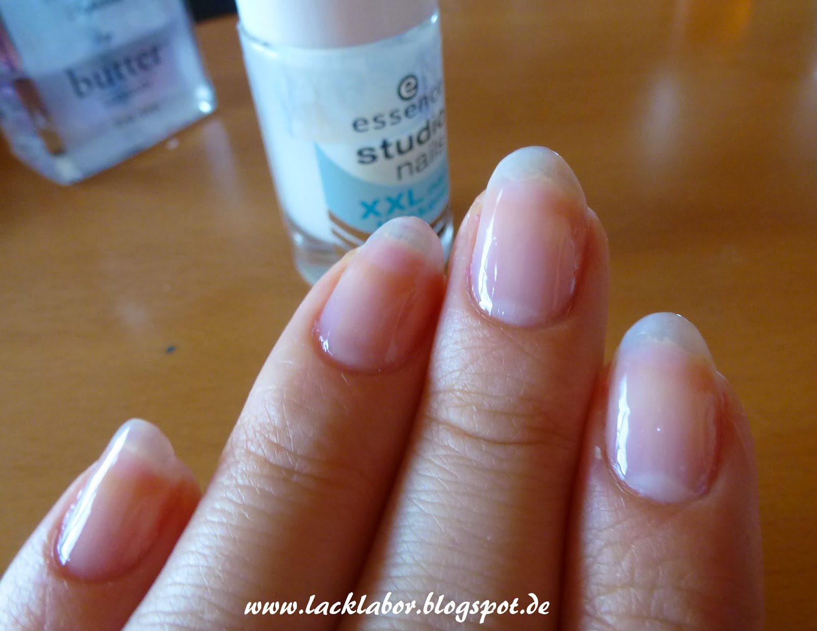 Lack Labor Essence Studio Nails XXL Nail Thickener im Test