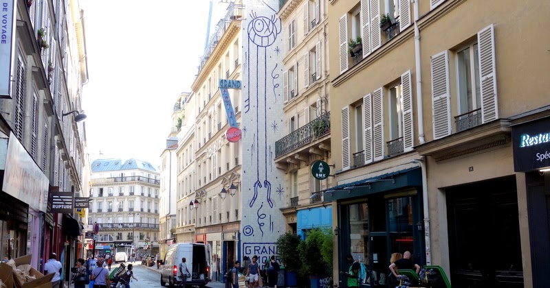7 Rue De La Fidélité 75010 Paris Sunday Street Art : André - rue de la Fidélité - Paris 10 - Paris la
