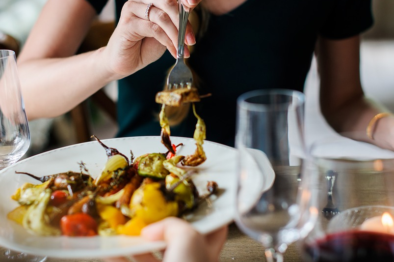 TIME FOR EATING EFFECT FOR YOUR HEALTH COOKING SAFELINK