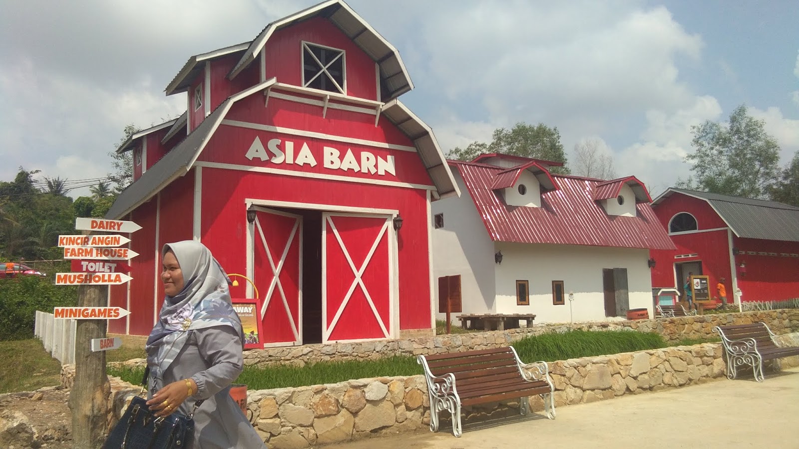 Mengunjungi Wisata Edukasi Asia Farm Pekanbaru Annafi Muja