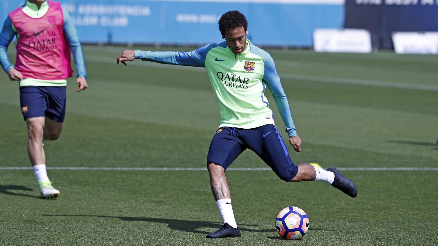 nike vapor 12 blackout