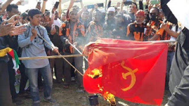 Kalau Memang Bukan PKI, Nyatakan Secara Terbuka PKI itu Jahat dan Pengkhianat, Berani? Kalau Memang Bukan PKI, Nyatakan Secara Terbuka PKI itu Jahat dan Pengkhianat, Berani?