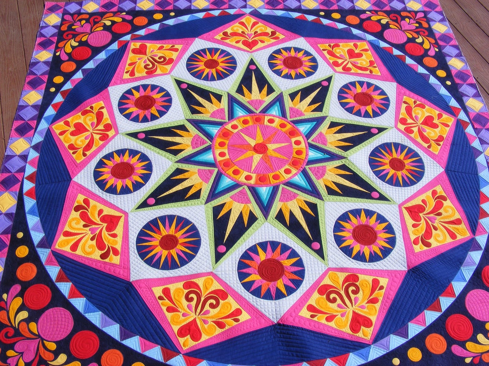 TIA CURTIS QUILTS Sedona Rose Quilt