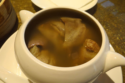 Imperial Treasure Fine Teochew Cuisine - pig's stomach soup with salted vegetables and peppercorn