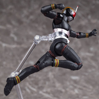 REVIEW SHFiguarts (Shinkocchou Seihou) Kamen Rider Black