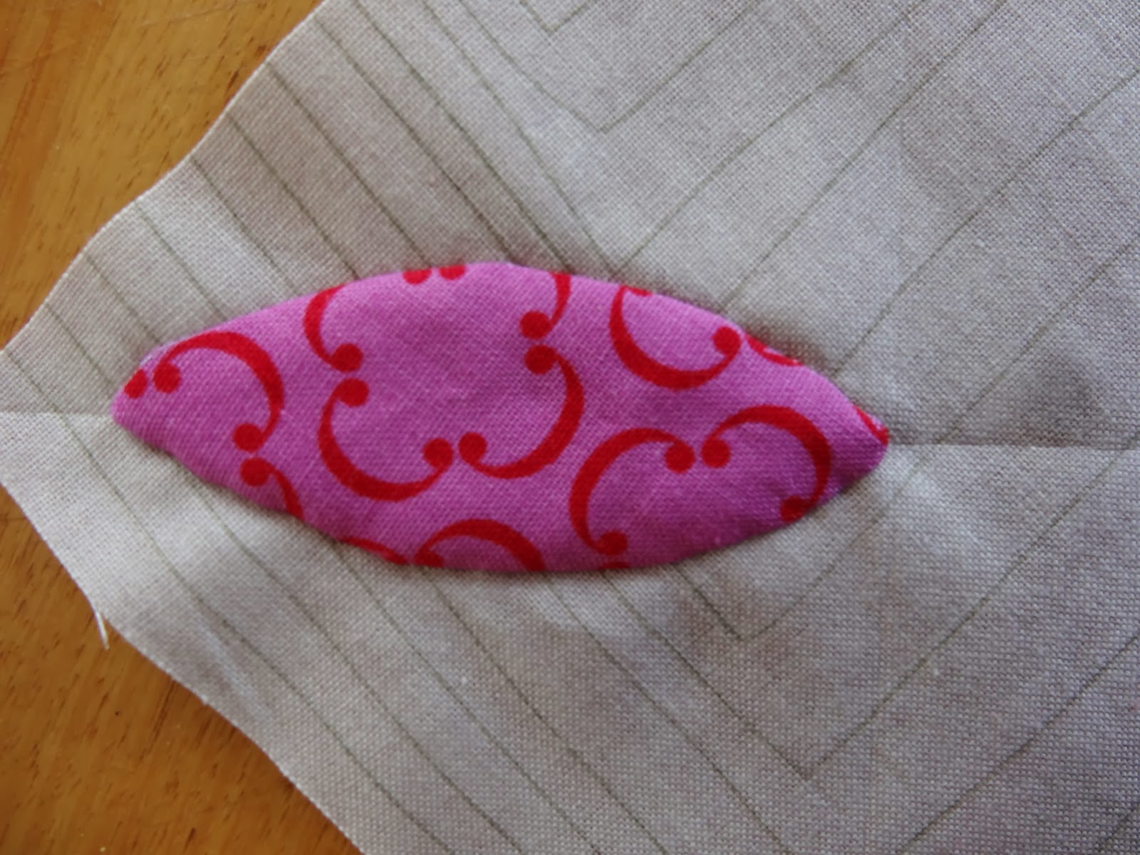 Elven Garden Quilts Needle Turn Applique {Tutorial}