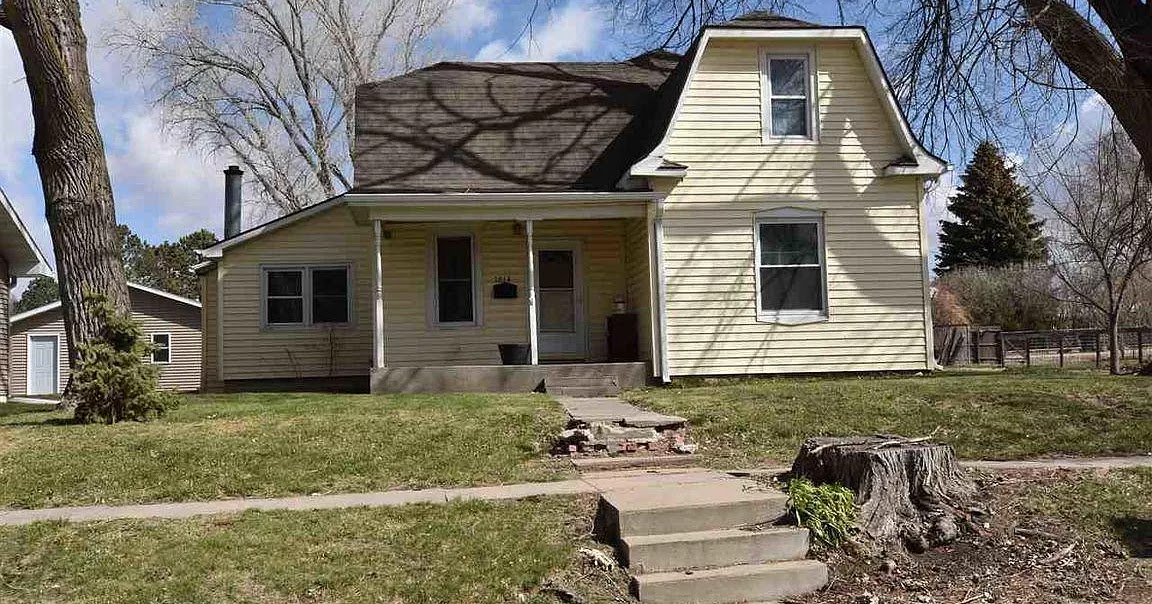 Cheap Nebraska Homes 1014 18th St Gothenburg, NE