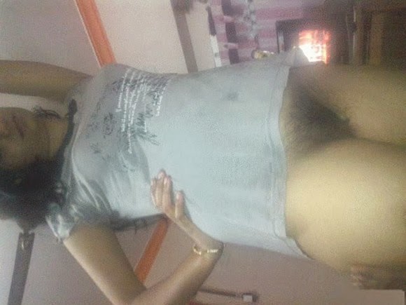 Local Desi Girl Hairy Pussy Photo