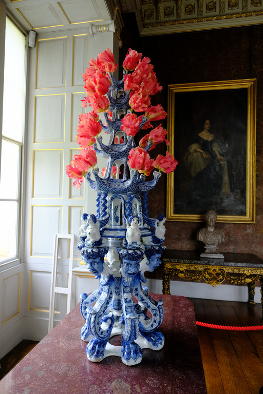 thequacksoflife: Pre-Raphaelite glass and Castle Howard