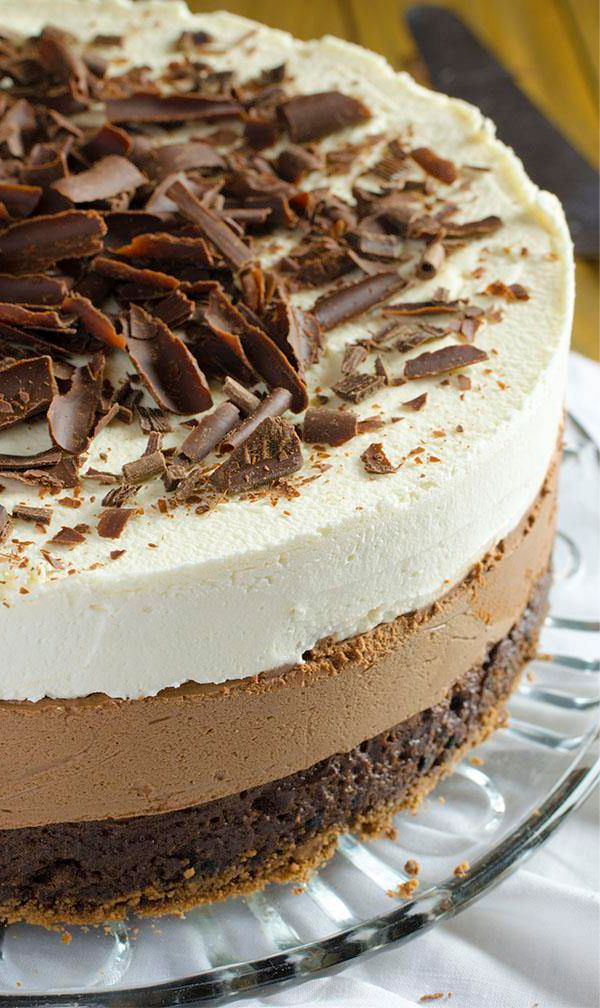 HOW TO MAKE TRIPLE CHOCOLATE MOUSSE CAKE | FOOD RECIPES - Food Recipes