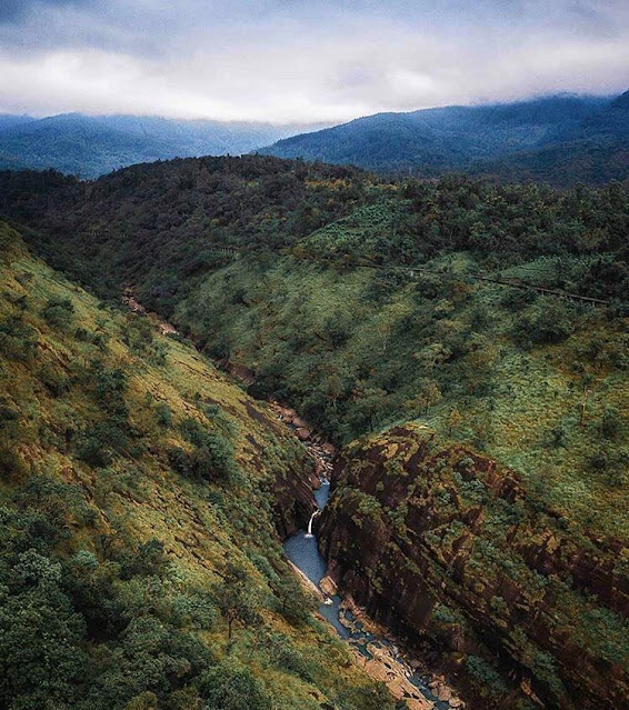 පහනක හැඩයෙන් යුතු - පහන්තුඩාව ඇල්ල 🪔🏊🏻‍♂️ (Pahanthudawa Falls) - Your Choice Way