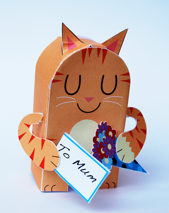 Самодельная игрушка для кота. Домик для кошки из картона. Поделка из бумаги котик для детей. Дом для кошки из коробки. Поделка кошка из бумаги.