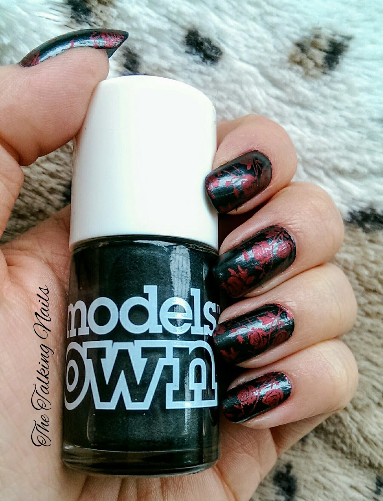 Scrangie: Models Own Beetlejuice Collection for Spring/Summer 2012 Swatches  and Review