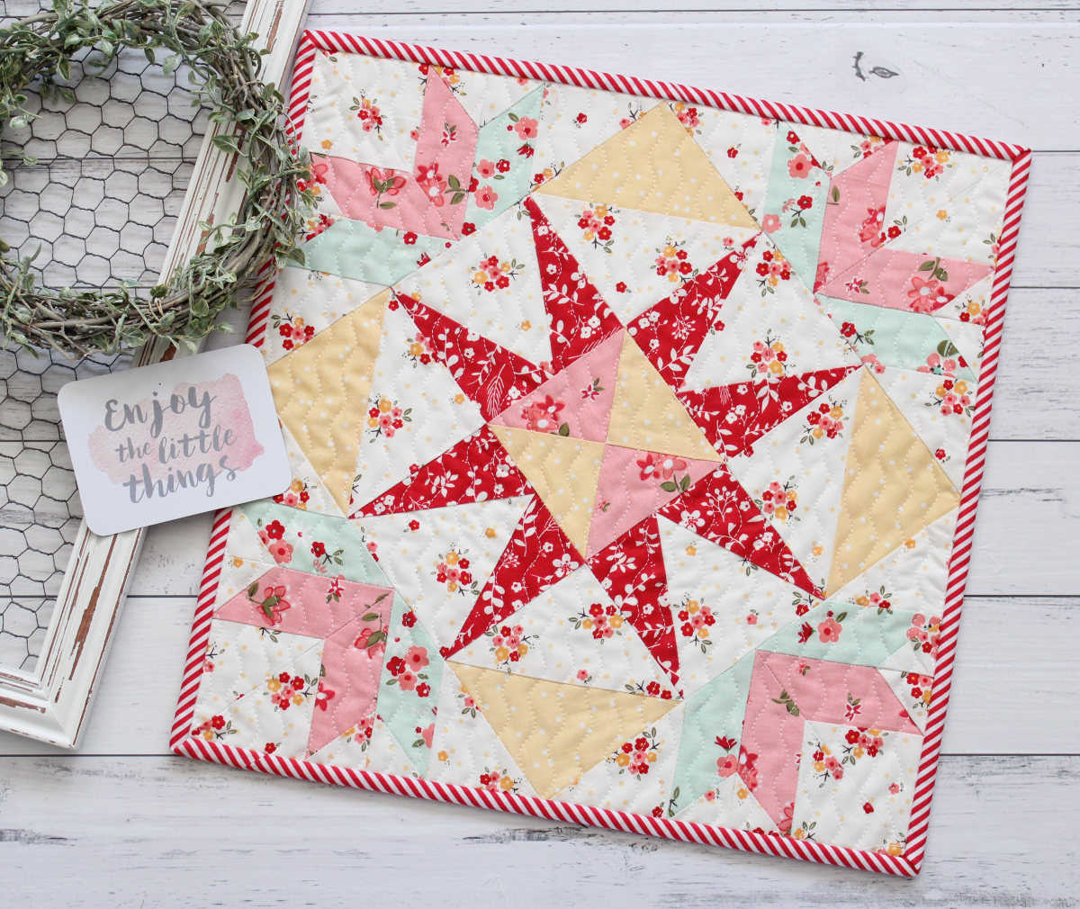Free Pattern Star Cluster Mini Quilt Threadbare Creations