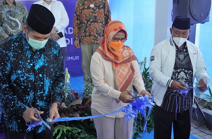 CEO XL Axiata Resmikan Masjid Sadiah binti Hadad Gandadiwirja di Magetan