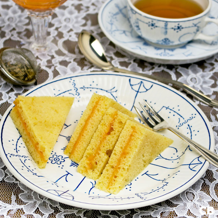 Beste Culinaire Bagage: Elegante high tea sandwiches van citroencake met PK-72