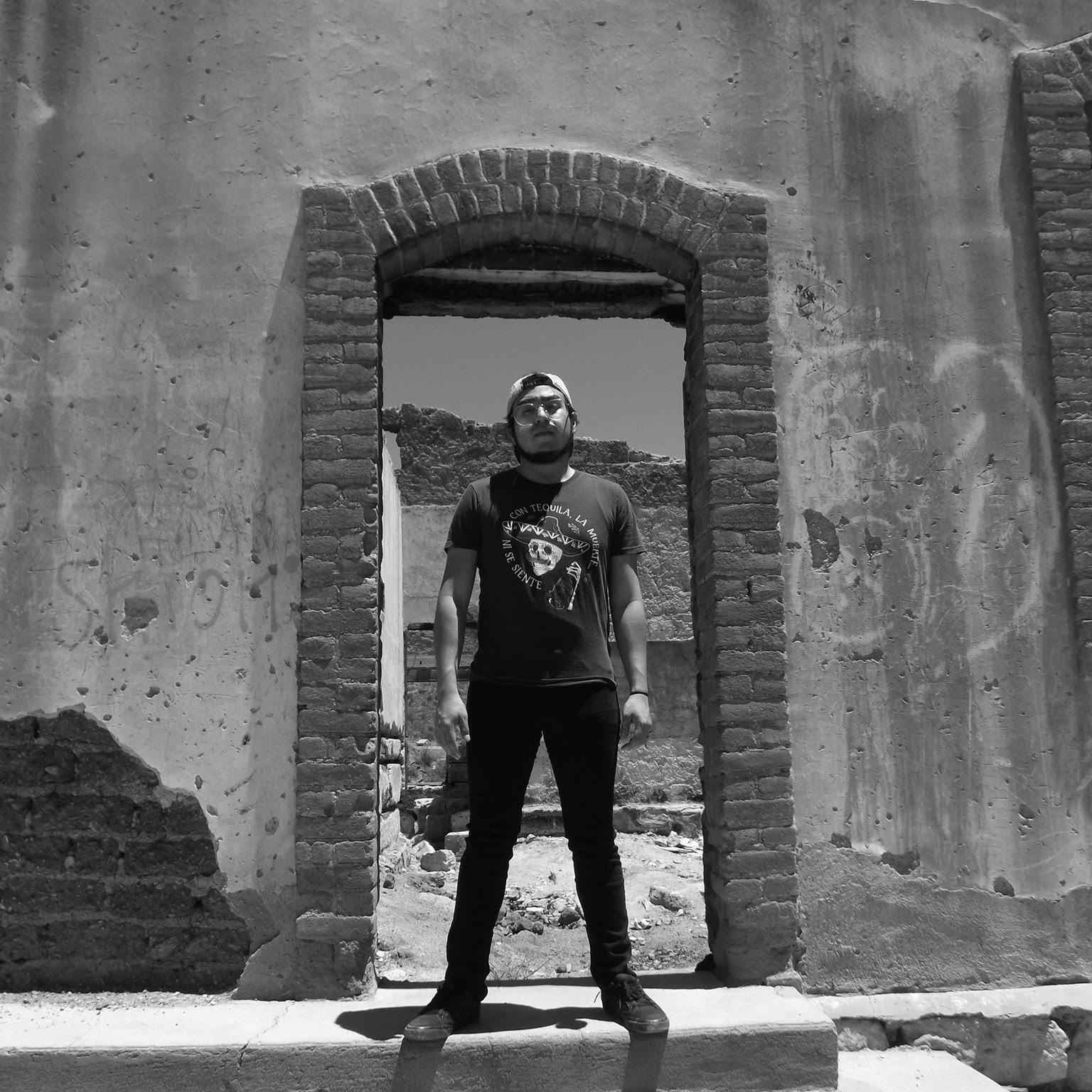 Estilo Mápula: Luis Fernando Rangel. Dos dibujos del fin del mundo