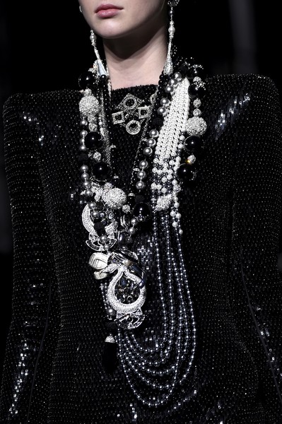 Giorgio Armani Prive Fall/Winter 2016-2017 Haute Couture - Paris Fashion Week 