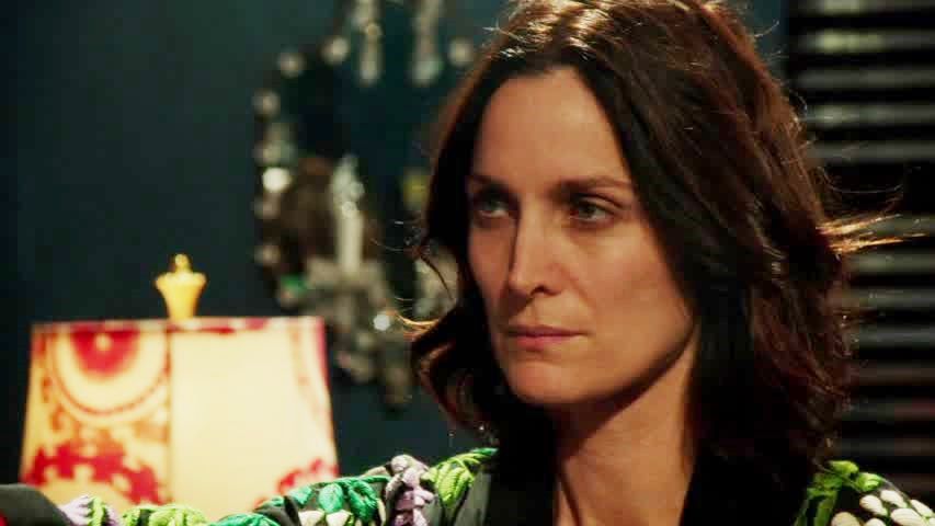 Carrie Anne Moss Films Et Programmes Tv Movie and TV Cast Screencaps: Carrie-Anne Moss as Saffron in Compulsion