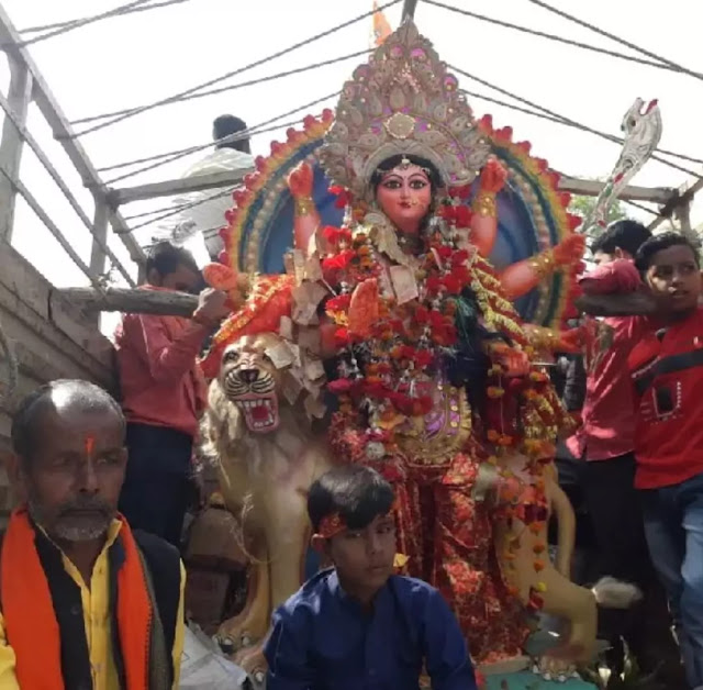Utraula Balrampur उतरौला क्षेत्र में देवी प्रतिमा विसर्जन और दशहरा सकुशल संपन्न
