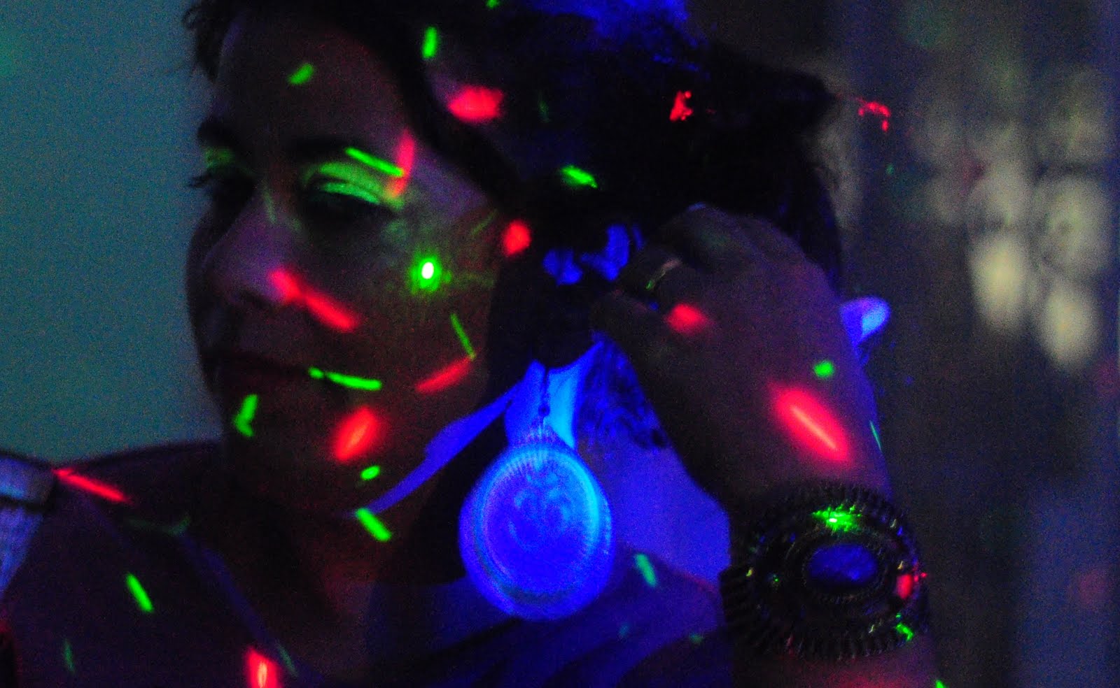 Looks, foto e música.: Meu Look de RAVE/TRANCE....