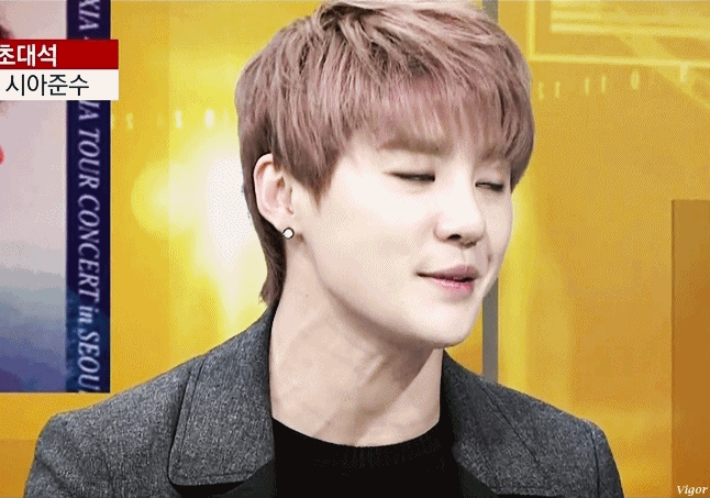 곧 31살 되는 시아준수.gif | 인스티즈