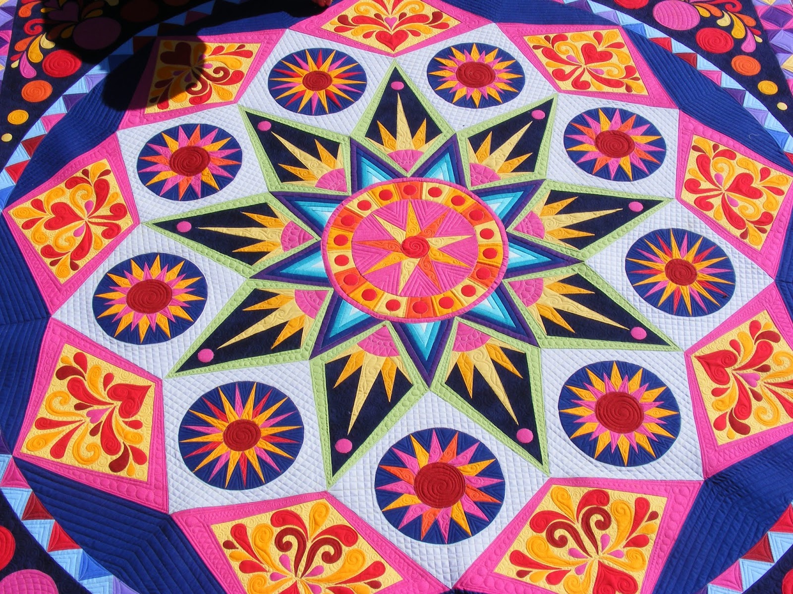 TIA CURTIS QUILTS Sedona Rose Quilt