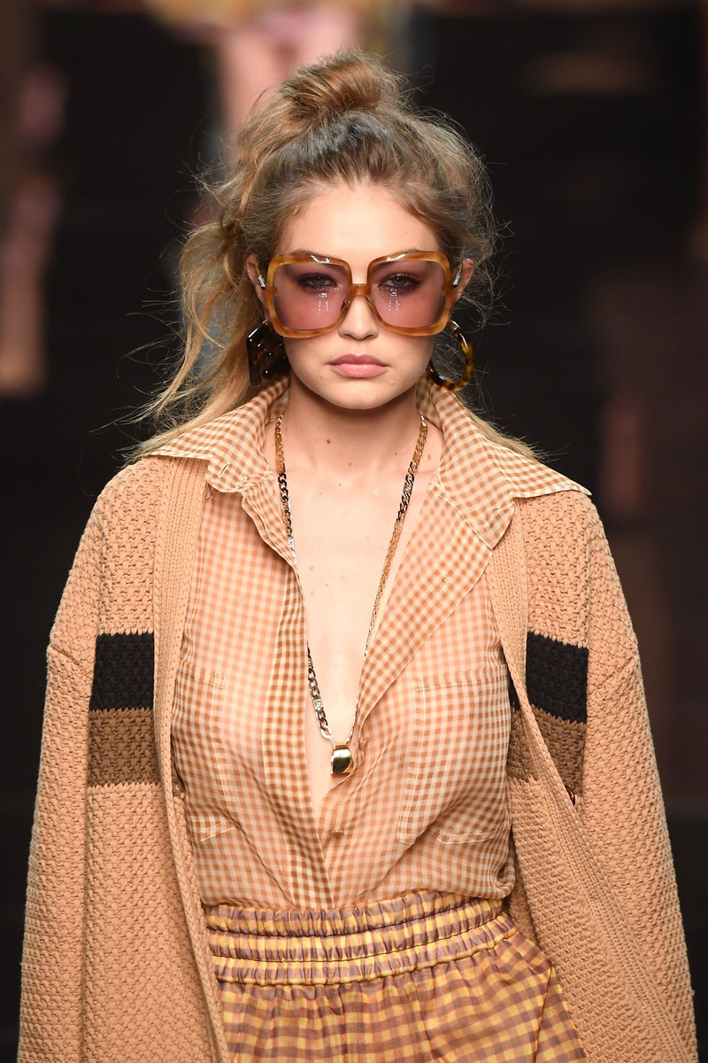 Undone Updos 7 Hair Trends That Will Take Over Summer 2020