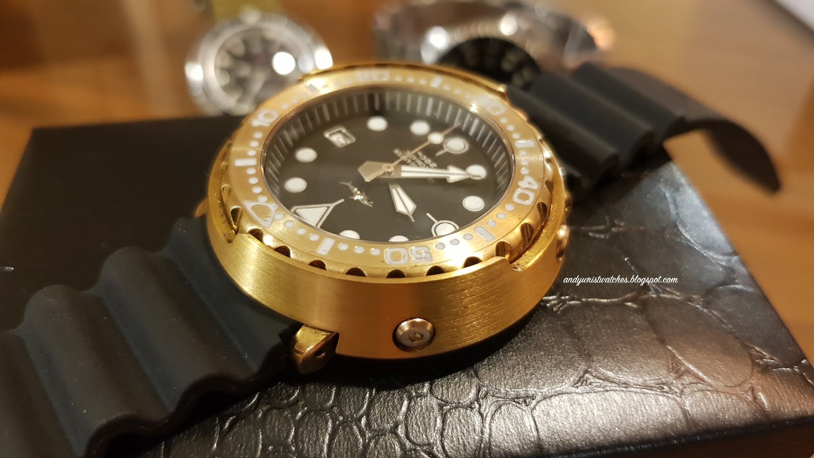 C-segment Wrist Watches: Review : Sharkey Bronze Tuna Version  (SBBN015  Homage)
