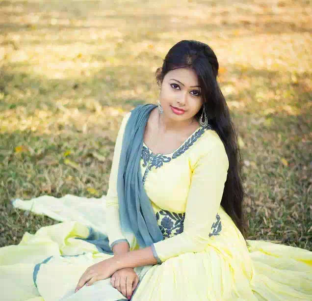 Mix 5-6 drops of this in bath water in the morning, the whole body can become blond Mix 5-6 drops of this in bath water in the morning, the whole body can become blond