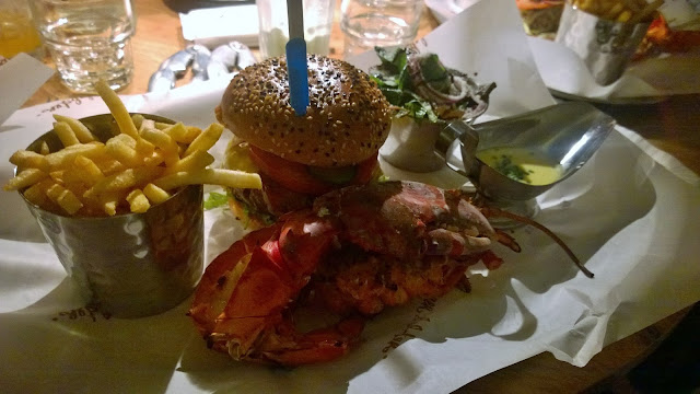 Burger and lobster Bath