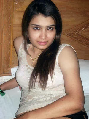 http://beautifulhdimages.blogspot.com/2013/12/hot-and-beautiful-pakistani-girl.html