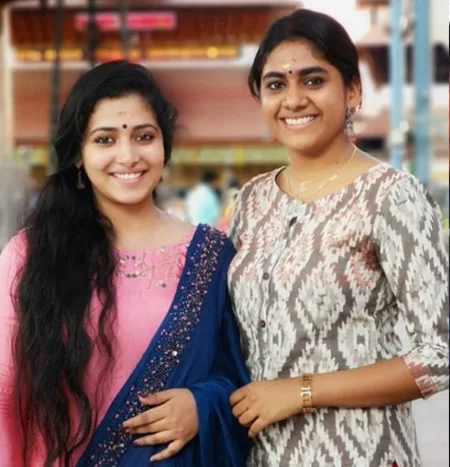 Nimisha Vijayan and Anu Sithara on film awards, Kochi, News, Cinema, Entertainment, Trending, Award, Actress, Kerala