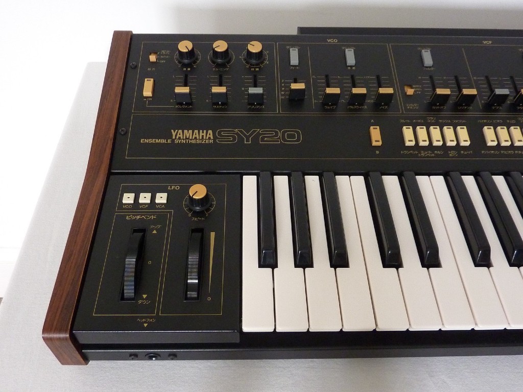 MATRIXSYNTH Japanese Labeled Yamaha SY20 Analogue Ensemble Synthesizer