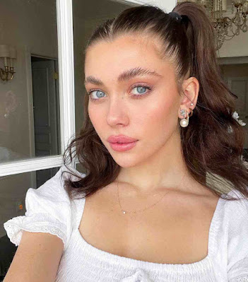 Amelie Zilber Wiki, Biography, Age, Boyfriend, Facts and More