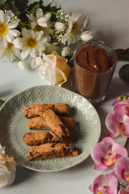 Biscottis Veganos de Limón y Chocolate