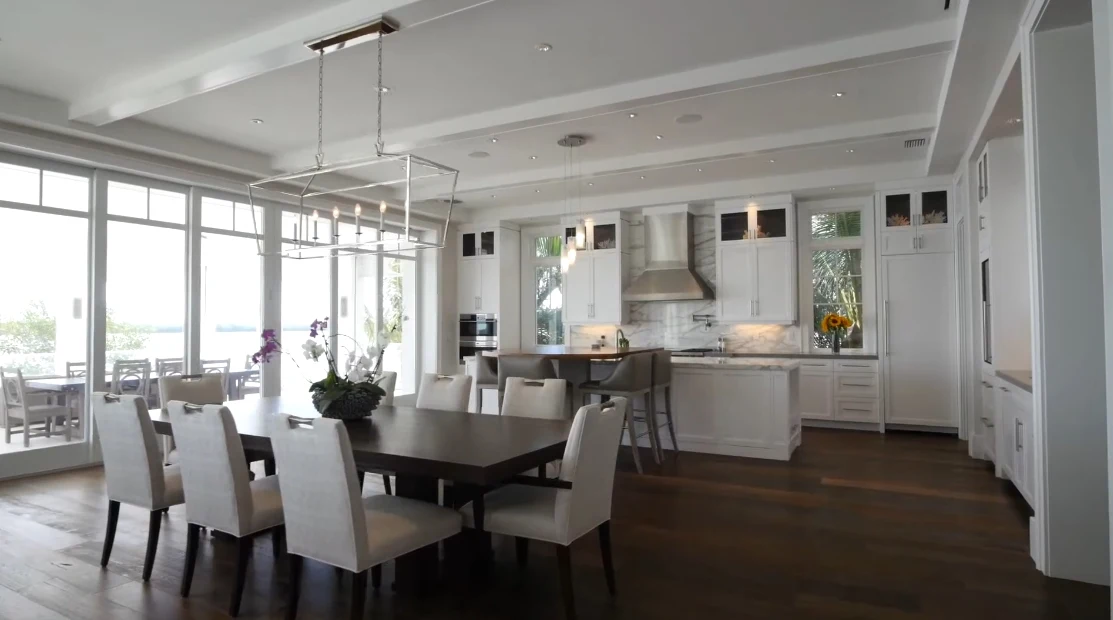 Interior Design vs. Tour Captiva Island, FL Luxury Waterfront Home
