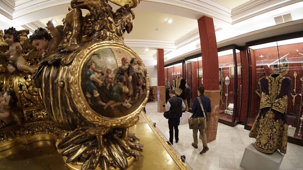 El Gran Poder de Sevilla abre su Sala de Exposición con los pasos y enseres El Gran Poder de Sevilla abre su Sala de Exposición con los pasos y enseres