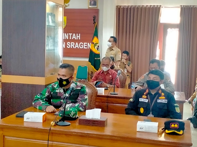 Dandim Sragen Ikuti Zoom Meeting, Ini Penyampaikan Gubernur Jawa Tengah Dandim Sragen Ikuti Zoom Meeting, Ini Penyampaikan Gubernur Jawa Tengah